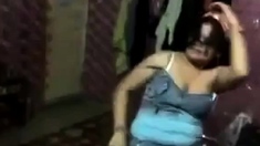 Indonesia- Tante Gatel