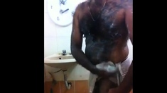 Str8 indian daddy shower time