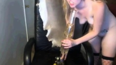 Naked Girl Smoking on Cam