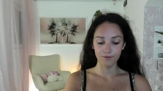 Brunette Solo Webcam Masturbation