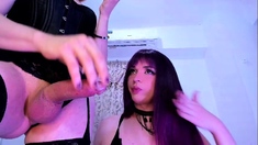Amateur shemale tranny facialized after a blowjob