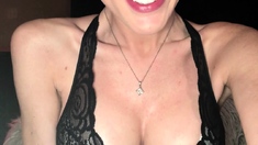 Amateur wild chick solo masturbation