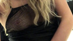 Close up MiLF getting it in the ass
