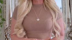 Blonde babe scarlet solo webcam