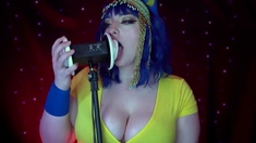 Amateur webcam babe dildo masturbation