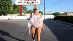 Amateur Older Woman With Big Boobs