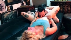 Footpunkz - Amateur Gamer Girl - Pussy Eating Foot Smelling