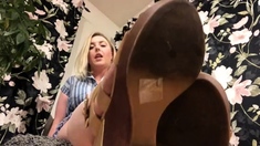 Goddess Rose Thorne - Cuckold For My Wedge Sandals
